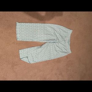 J MCLAUGHLIN CAPRI PANT SIZE L